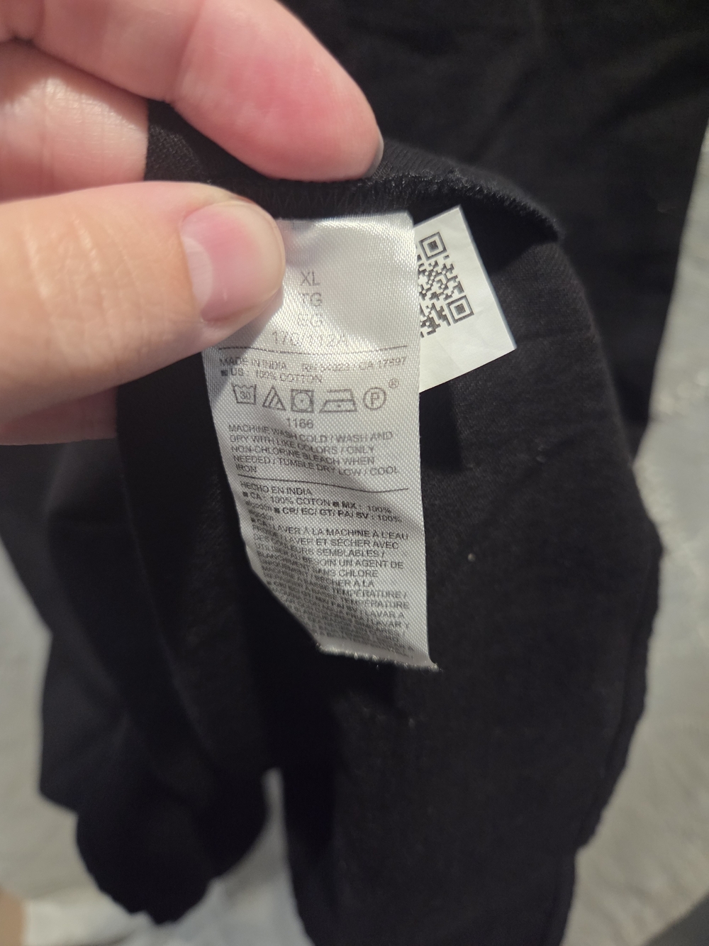 Old Navy Black Midi Dress with Scoop Neck & Tie Detail - Picture 4 of 4